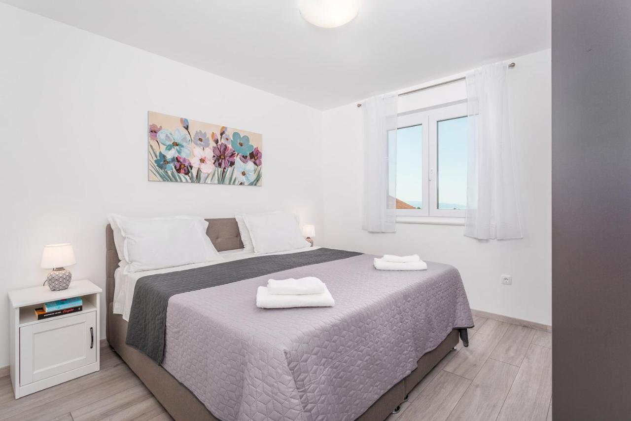 Kvarner Bay - Apartments 2 & 4 Rijeka Exteriör bild